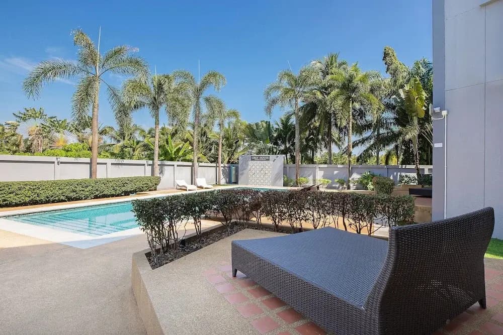 Designer 3BR Pool Access Villa Argent 8 - photo 17