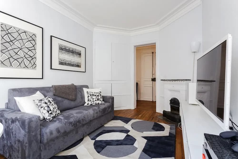 River Seine - Notre Dame Apartment - photo 10