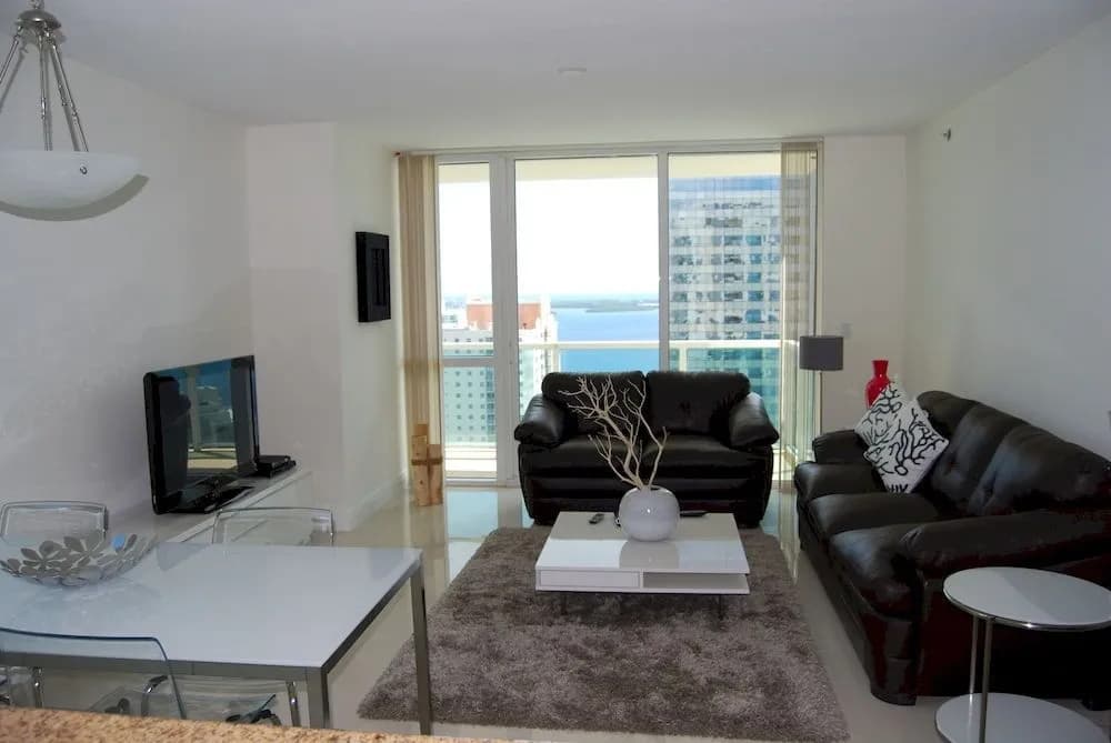 One Broadway by Miami Vacations - photo 4