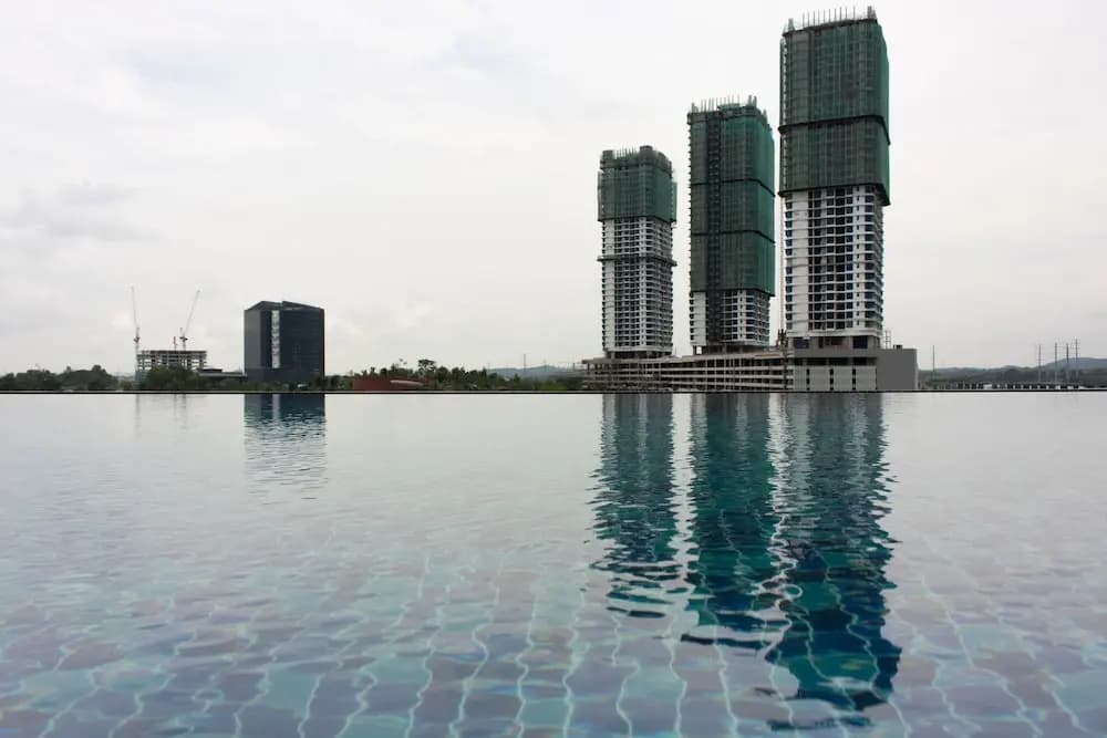 Ashton Meridin Suites - photo 21