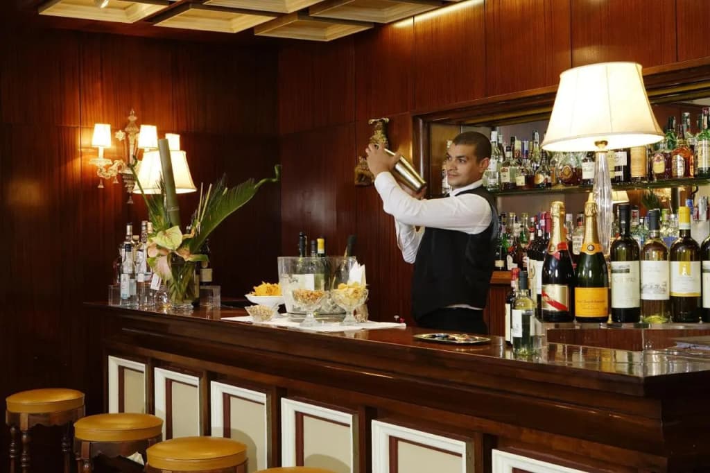 Hotel De La Ville - photo 23