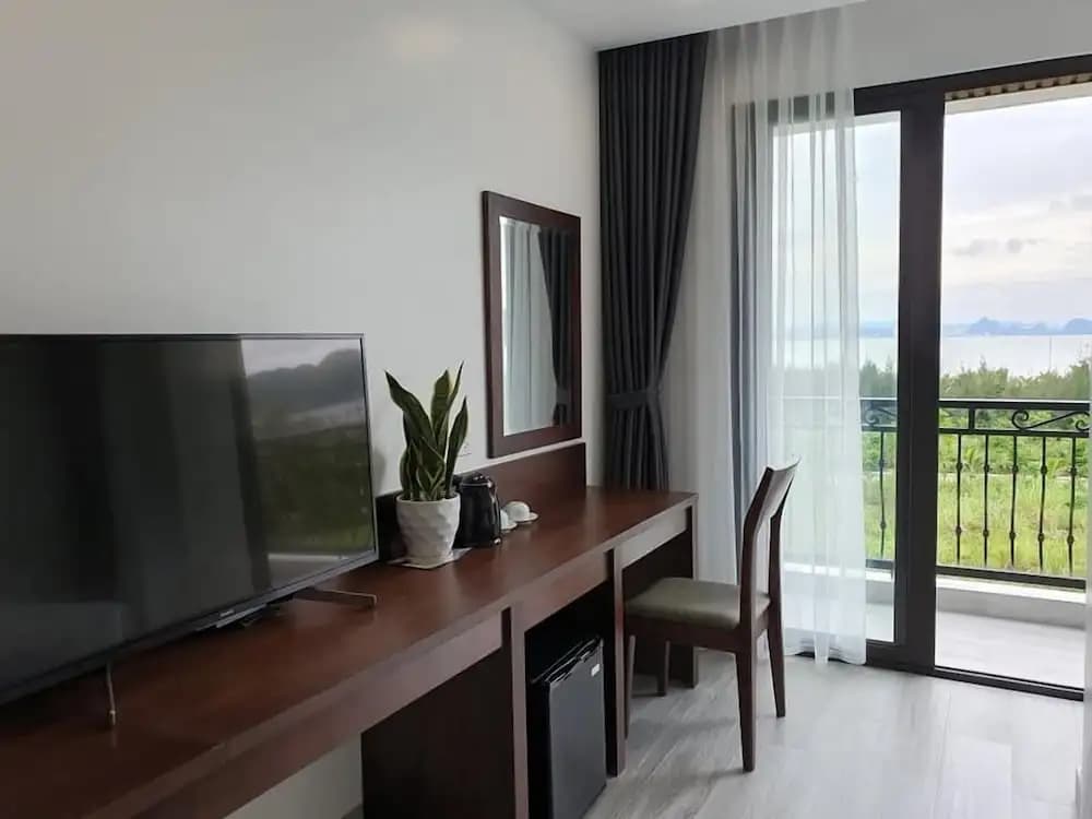 Ha Long Bay TC Hotel - main photo