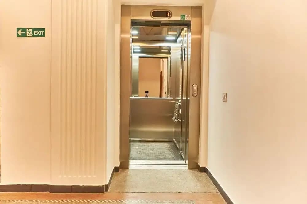 Wenceslas Square Royal Apartment - photo 10
