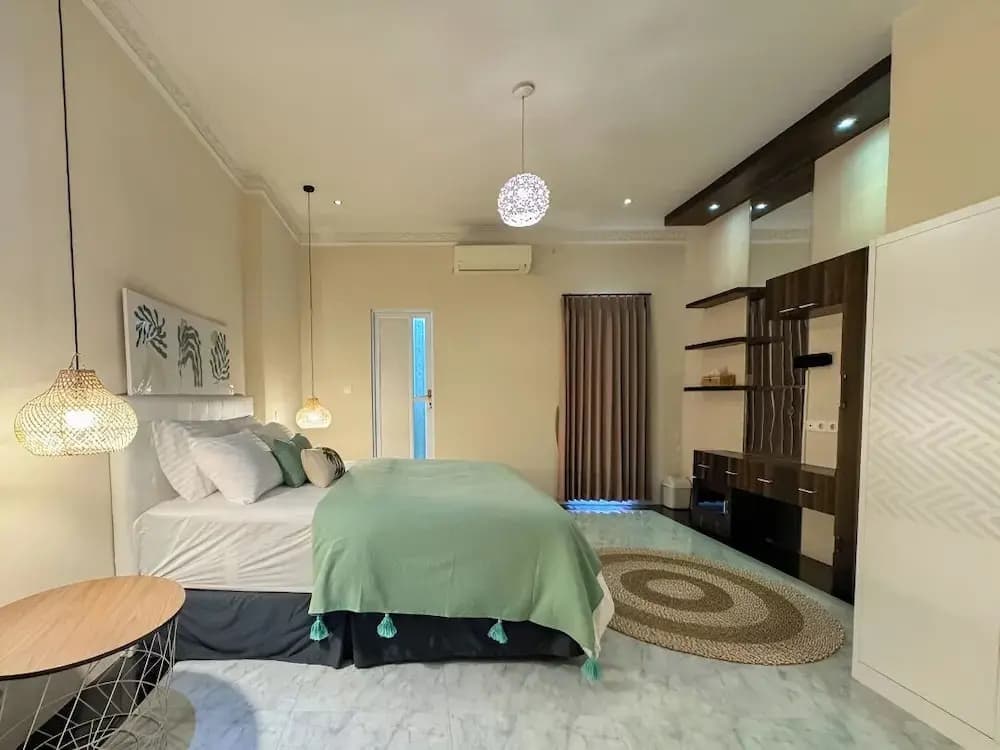 Merdeka Kuta Guesthouse - photo 7