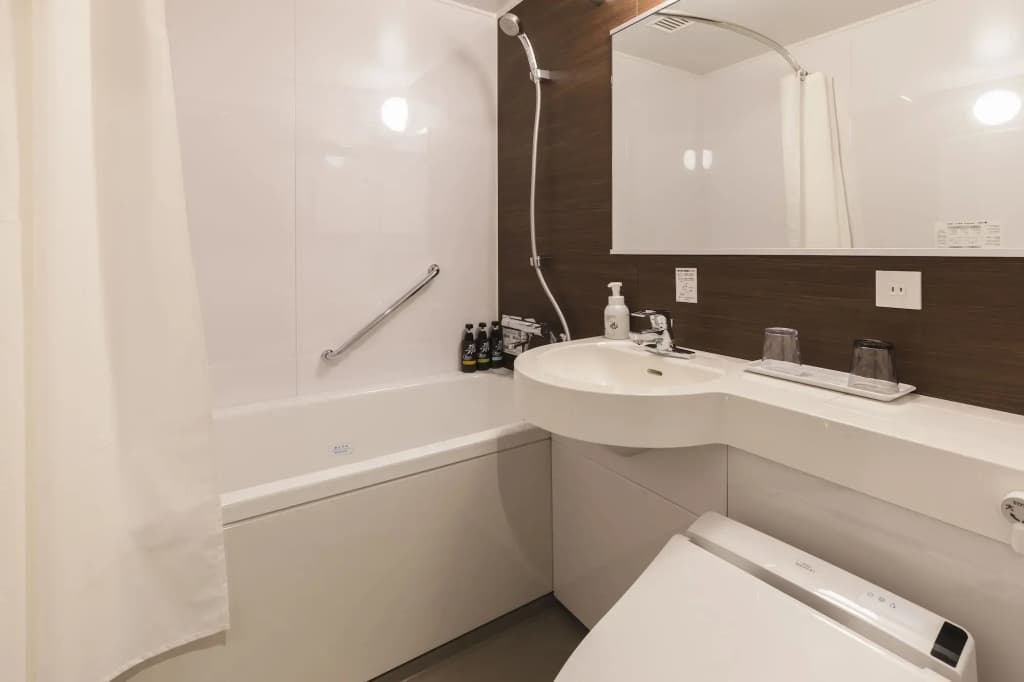 Sotetsu Grand Fresa Takadanobaba - photo 8