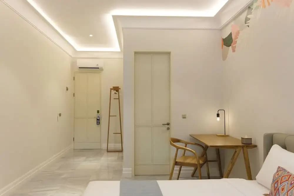 UROOMS Senopati - photo 30