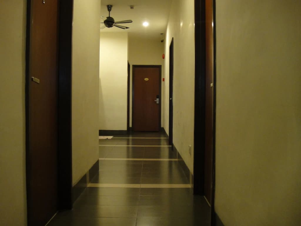 LSN Hotel Taman Connaught - photo 7