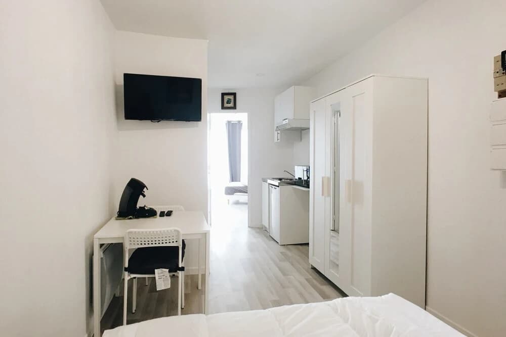 Cosy Flat In The 15th - main photo
