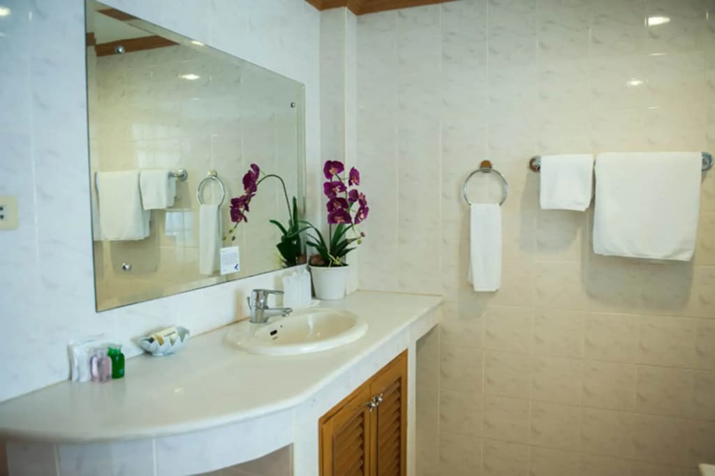 Lido Beach Hotel Pattaya - photo 10