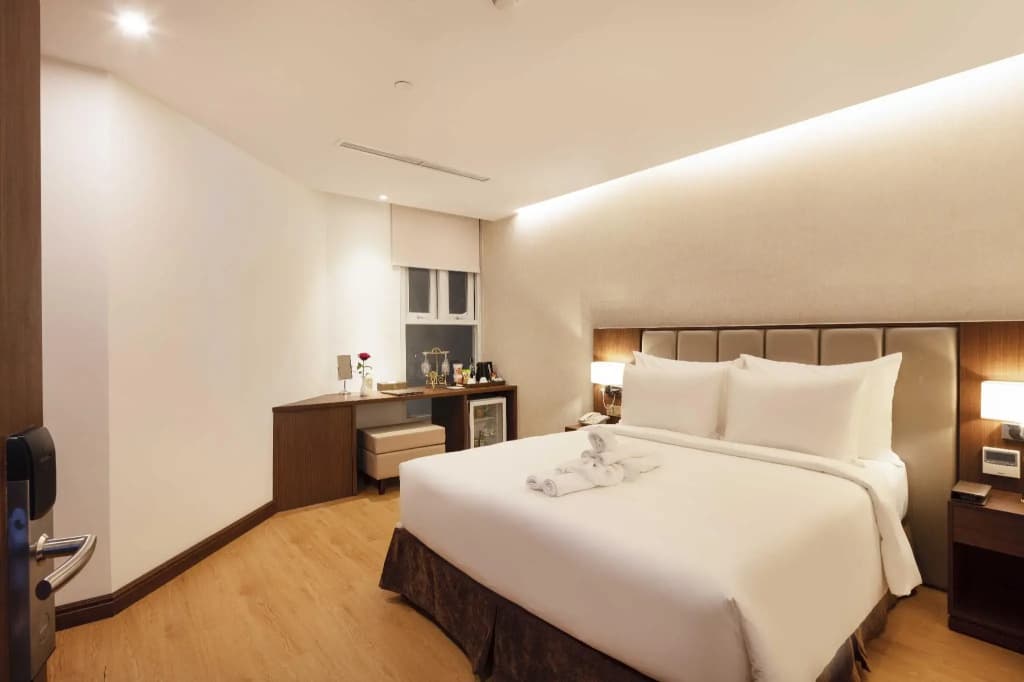 Regalia Gold Hotel - photo 5