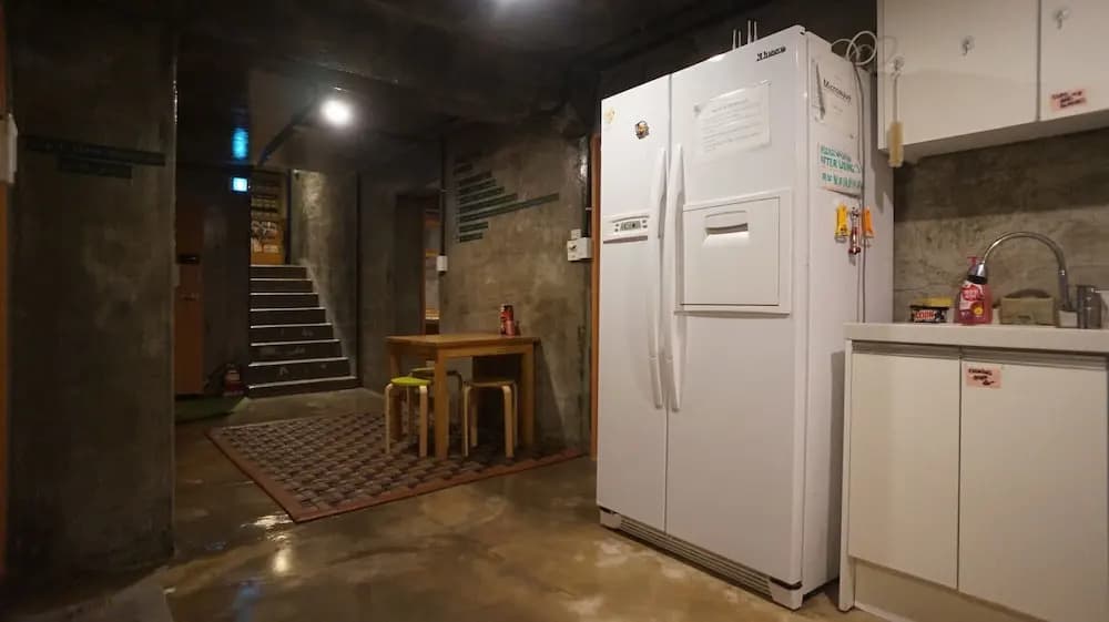 Guesthouse H - photo 22