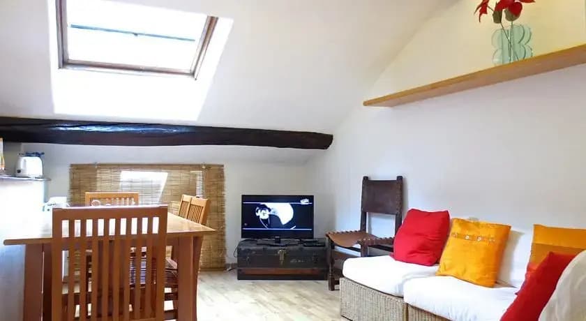 Temporary House - City Centre 2 - photo 2