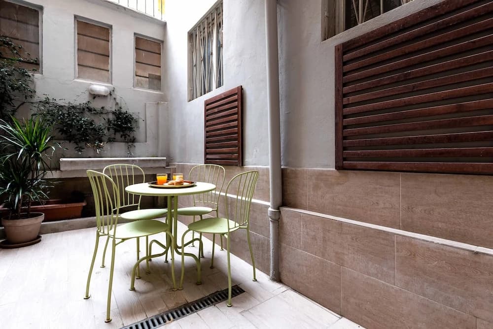 New Opening special - Historic center - Private patio - photo 11