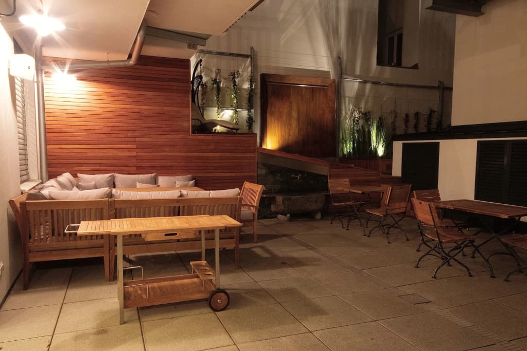 Parks 73 The TownHouse Hotel - photo 12