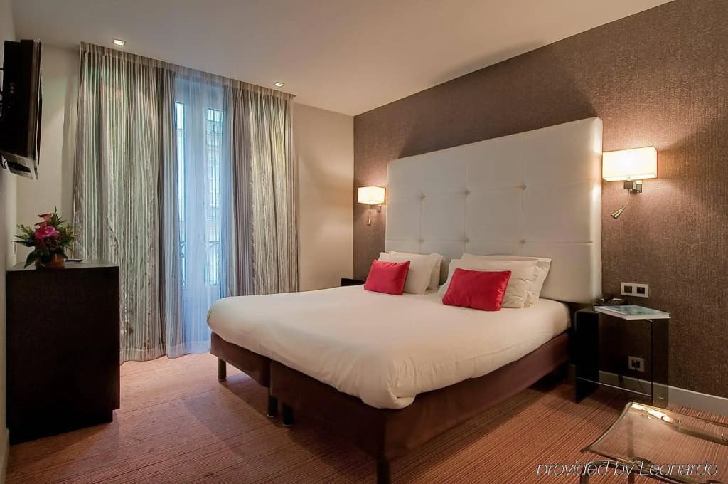 Hotel Opera Marigny - photo 3