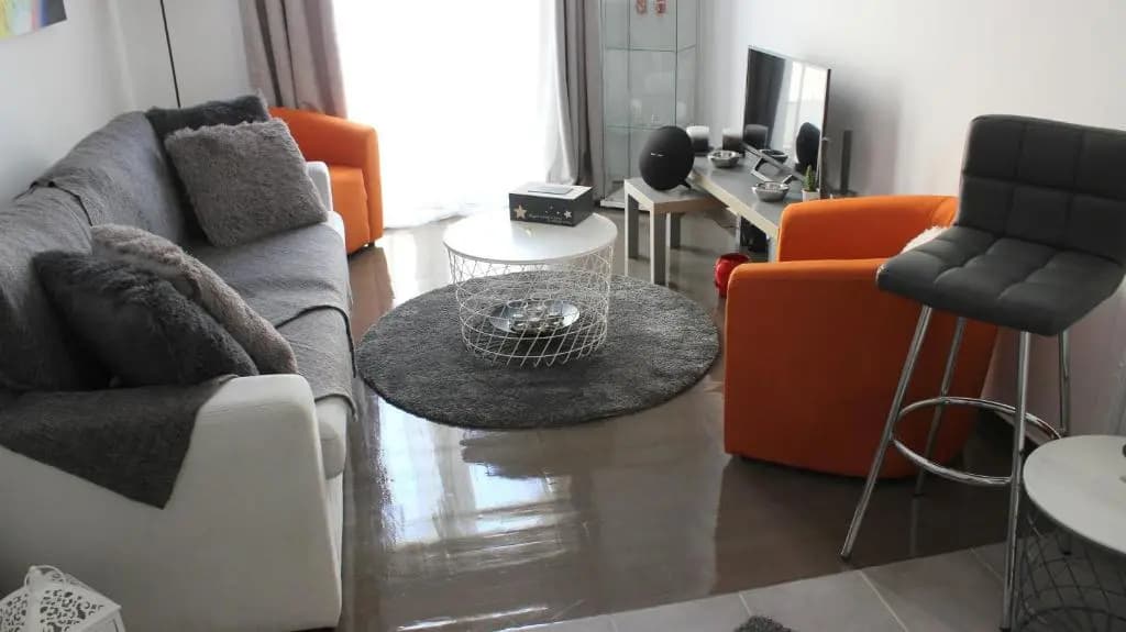 Adrianou 150 - photo 10