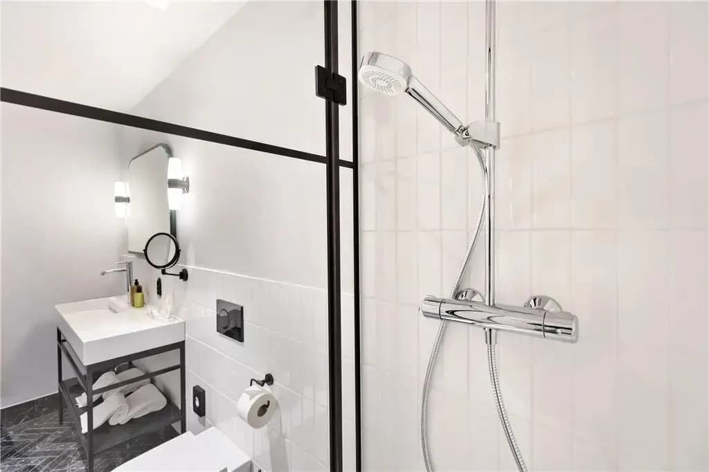 Hotel Astoria Vienna, Curio Collection by Hilton - photo 11