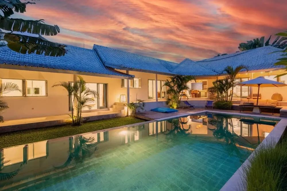 3BR Charming Villa 2 Minutes From Berawa Beach - photo 10