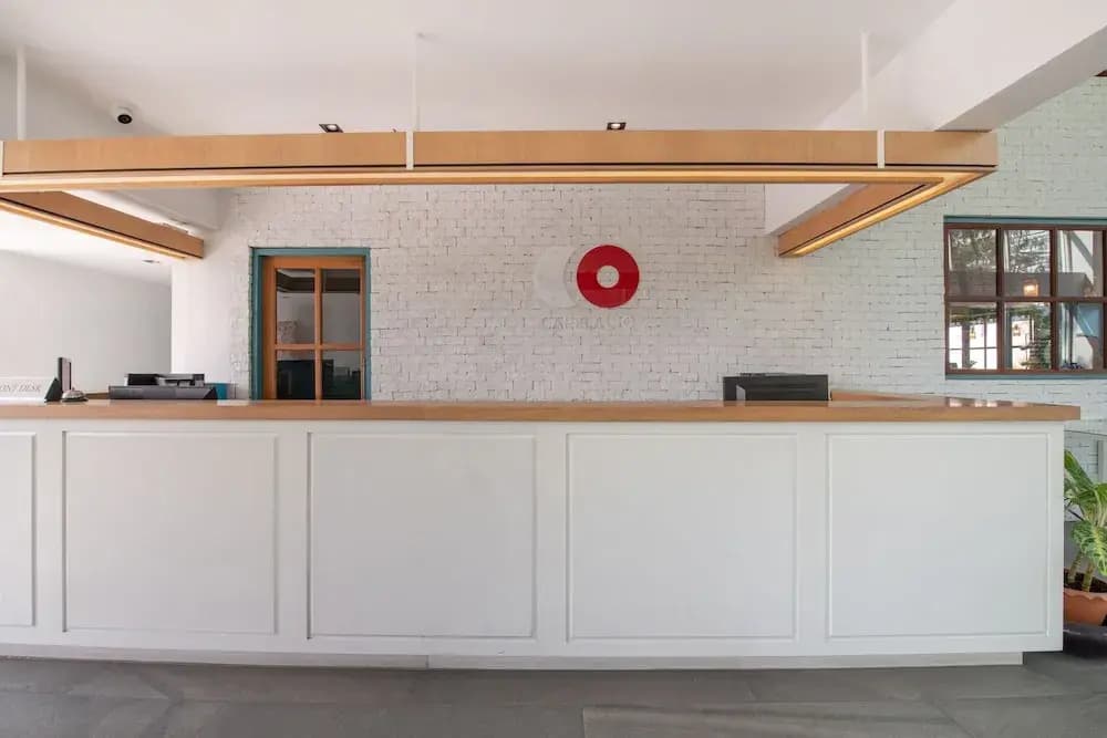 Blooming Hill Boutique Suites - photo 21