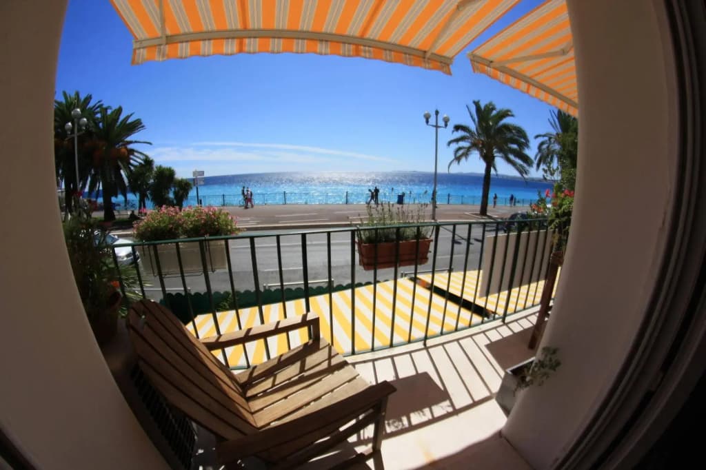 Five Bedrooms Seaview House, Old Town - photo 9