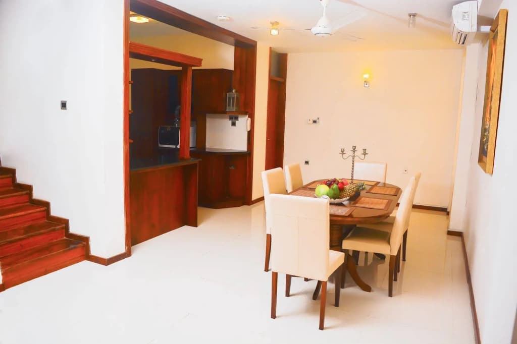 Unique Towers Luxury Boutique Suites - photo 25