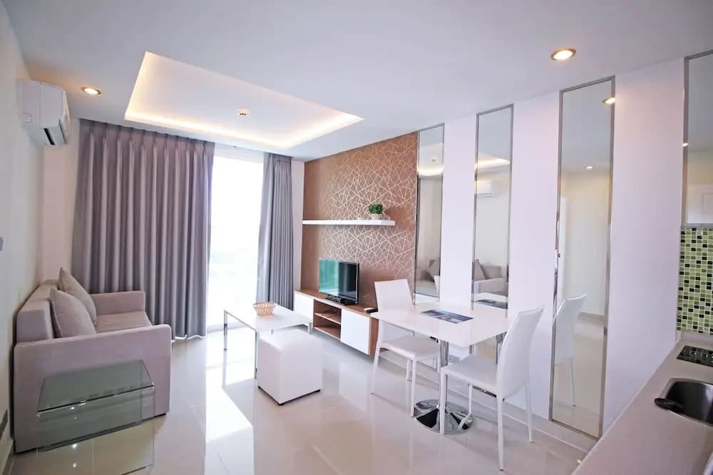Amazon Residence Pattaya Sunny Rentals - photo 3