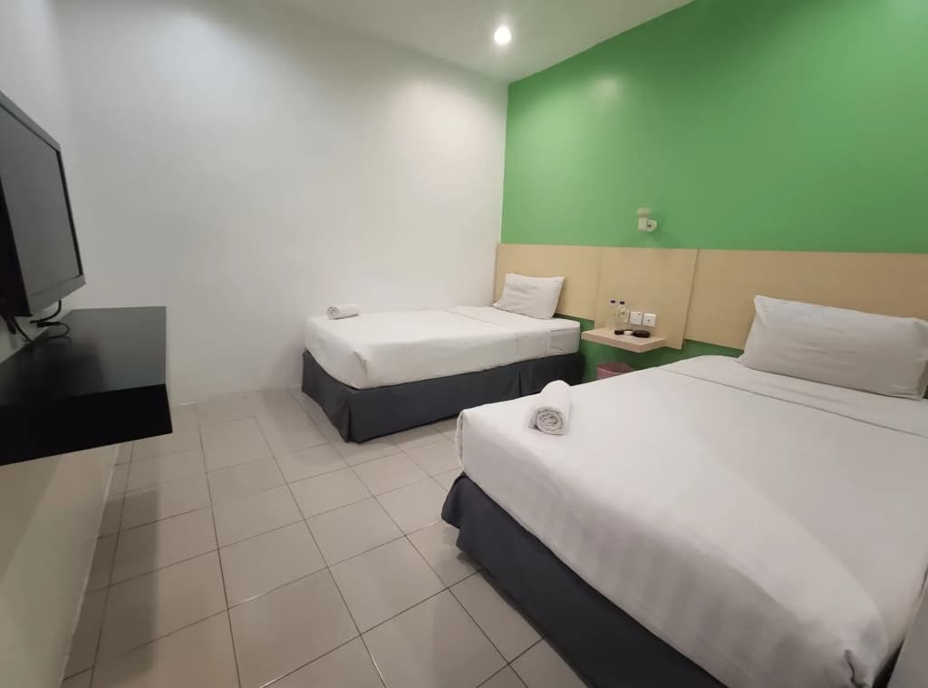 T Hotel Tandop - photo 19