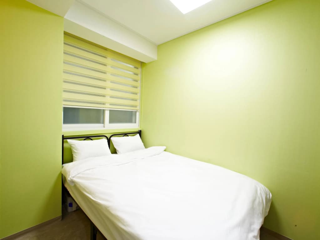 Rainbow Hotel Myeongdong - photo 2