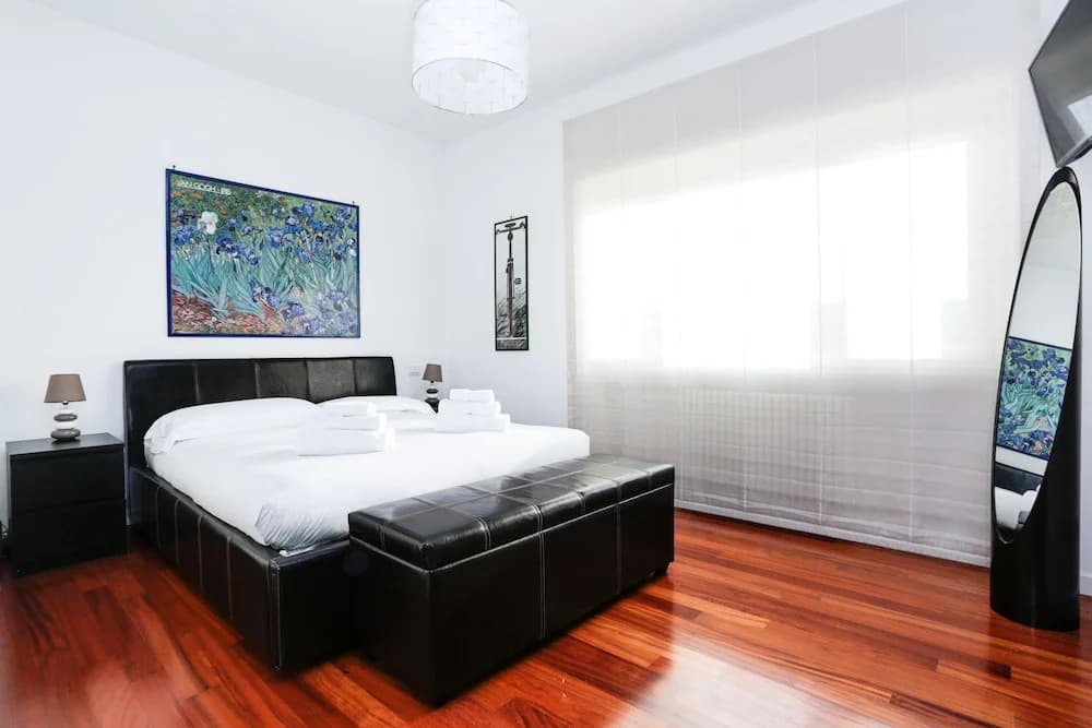 St. Peter Terrace Apartment - main photo