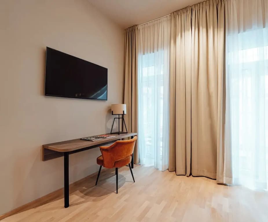 House of Ble - photo 7