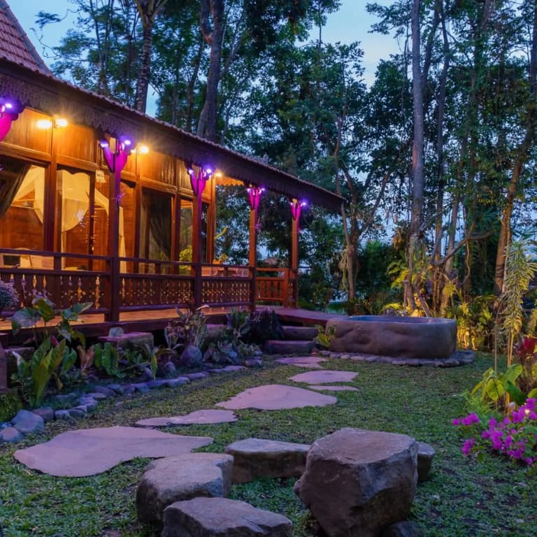 Homayoon Private Villa Ubud - photo 28