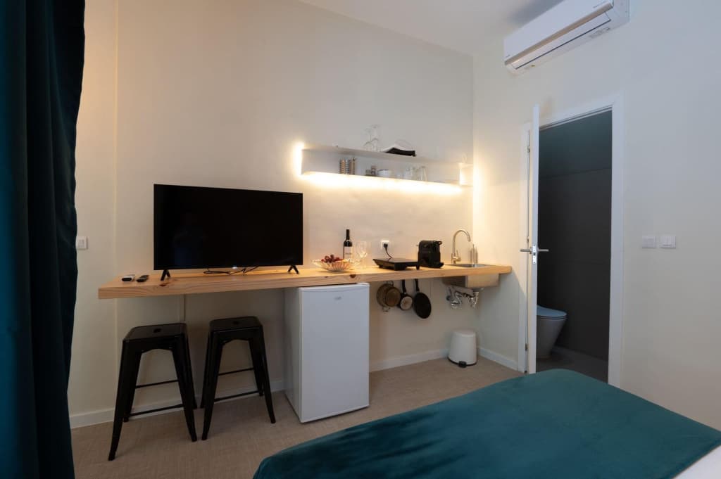 Lisbon Studios - photo 35