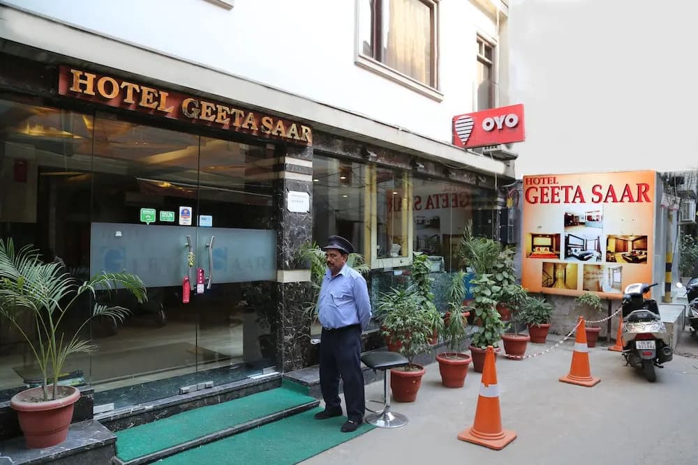 Hotel Geetasaar - photo 21