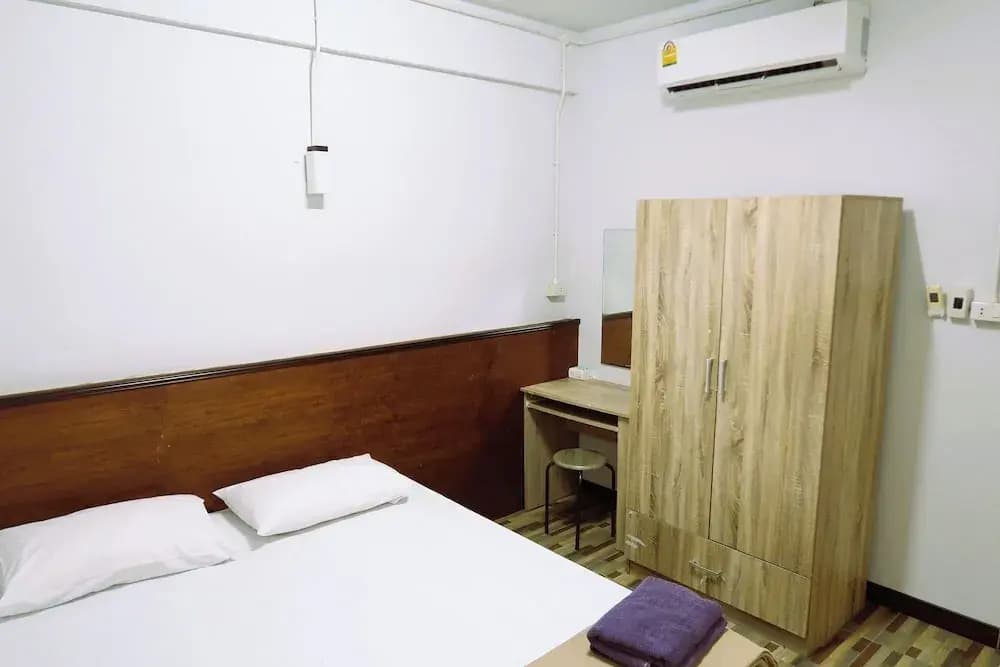 Bed Station Hostel Krabi - photo 2