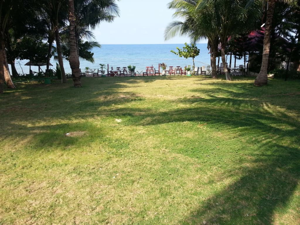 L'Azure Resort and Spa - photo 25