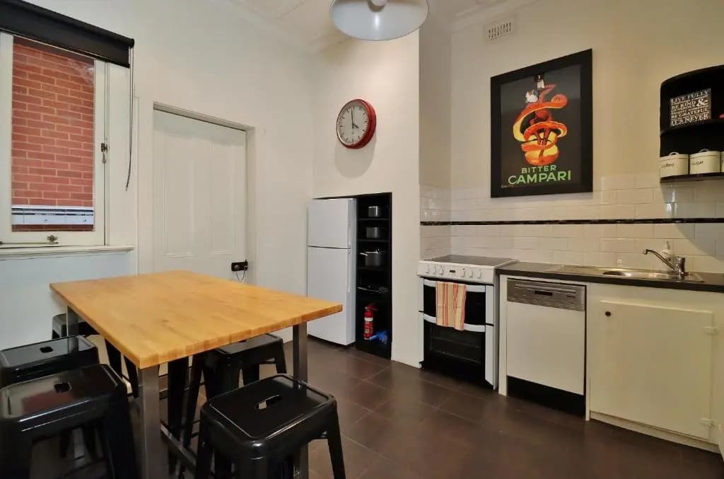 McKenzie House - photo 13
