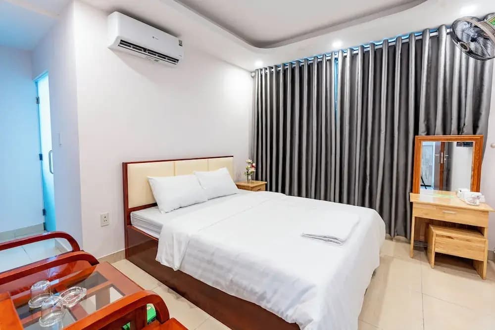Light Hotel Ha Noi - photo 4