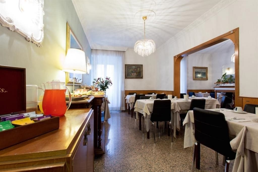 Hotel Gabriella - photo 15