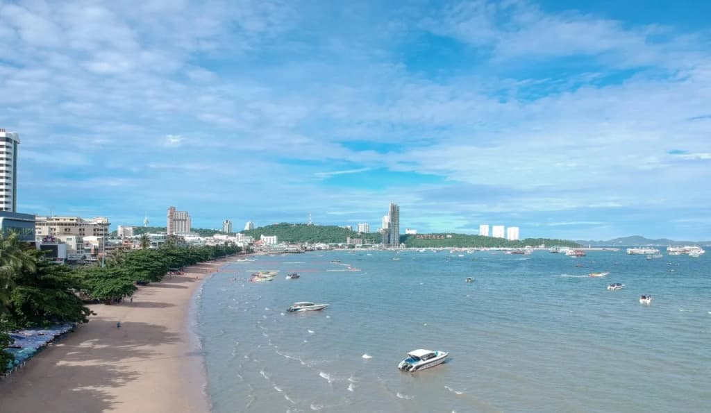 Wave Hotel Pattaya - photo 21