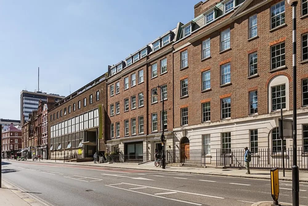 Holborn Flat With Green Views - photo 1