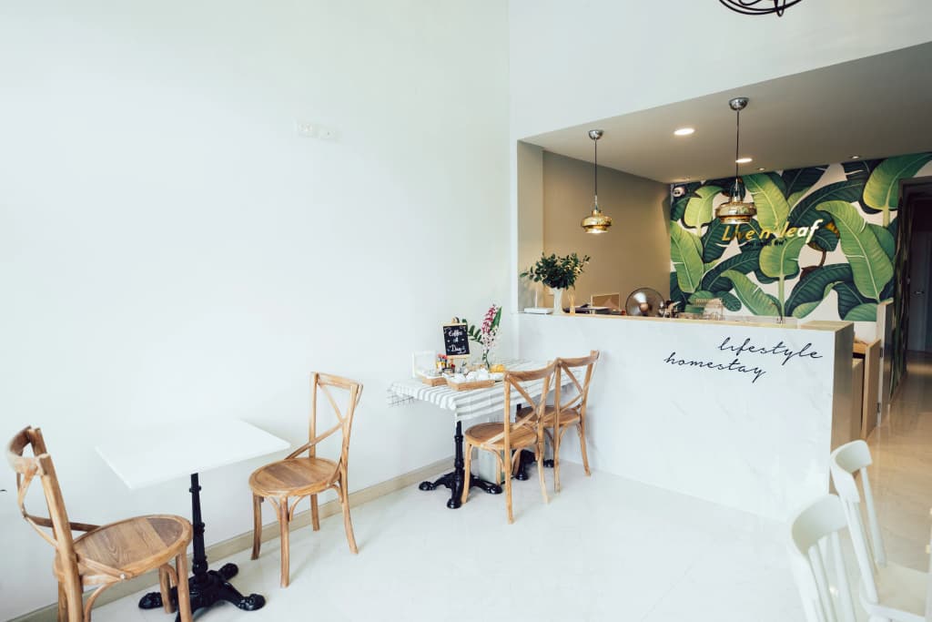 Js Cafe and Poshtel - photo 22