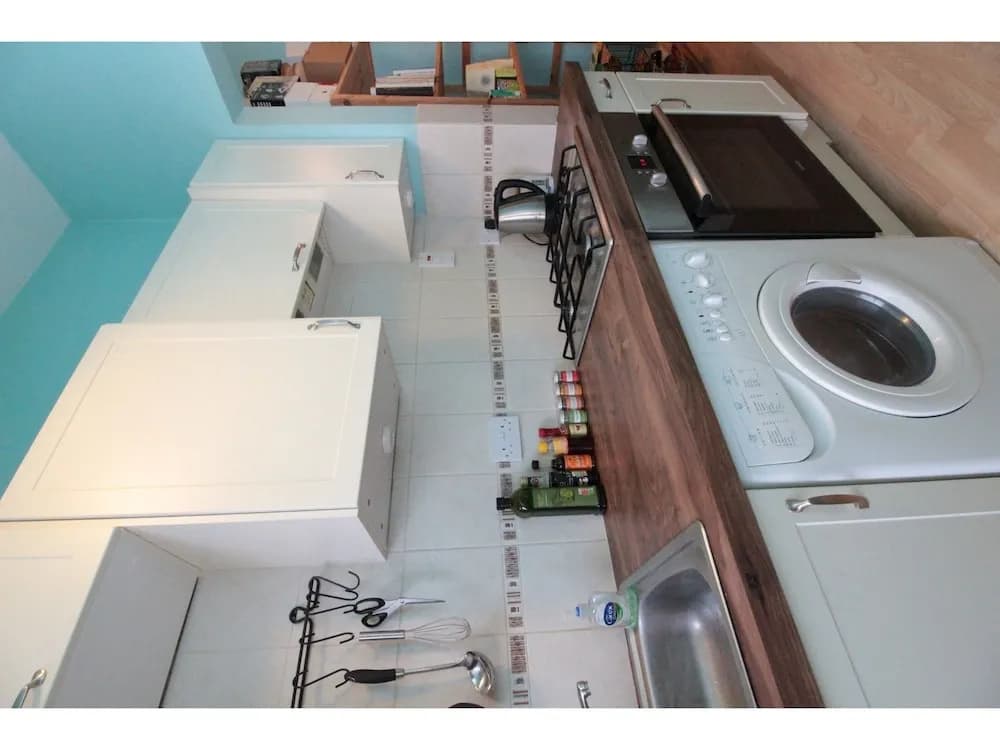 Bright, Spacious Flat For 2 in Edinburgh - photo 10