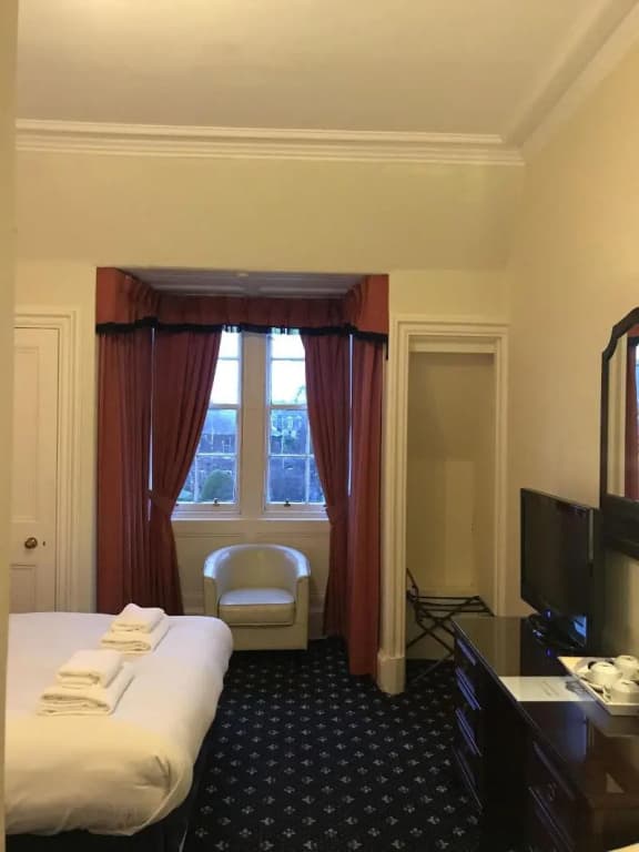 The Alexander Guest House - photo 31