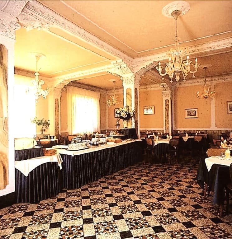 Hotel Byron - photo 18