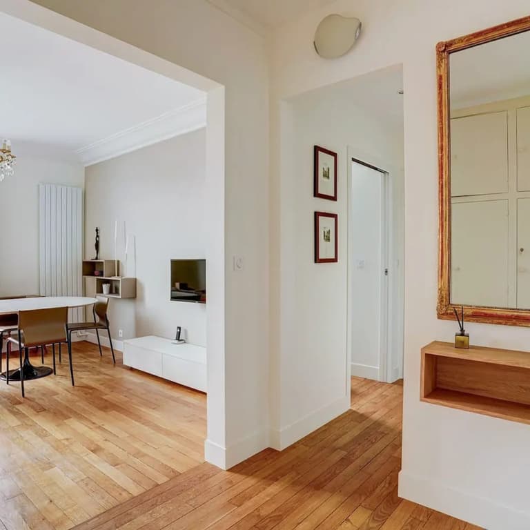 Bright Etoile Bright 2 bed Close to Eiffel Tower Arc the Triomphe et Champs Elysees - photo 3