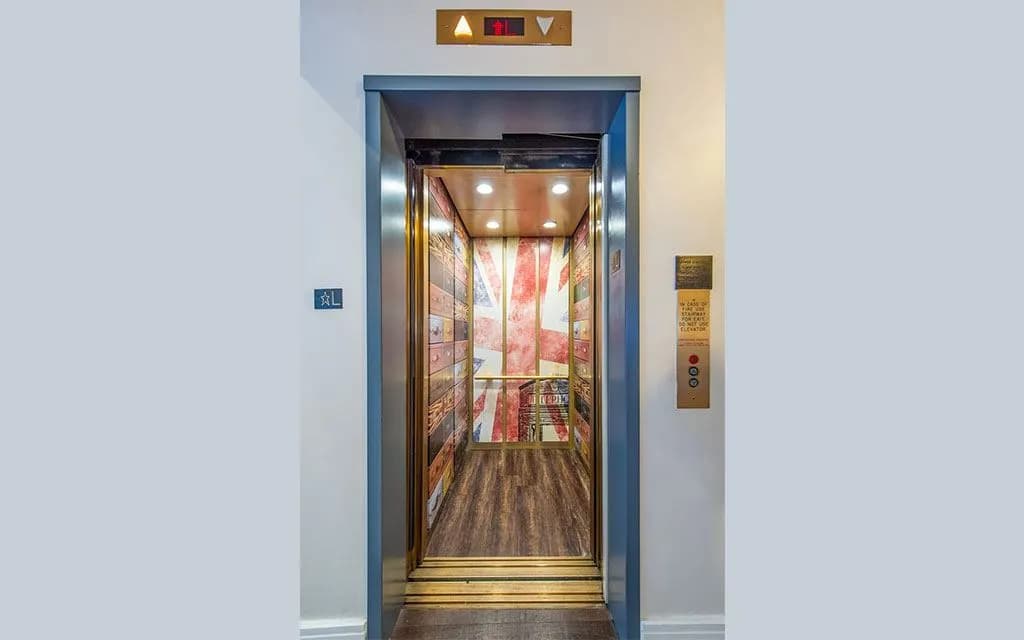 King George Hotel - photo 14