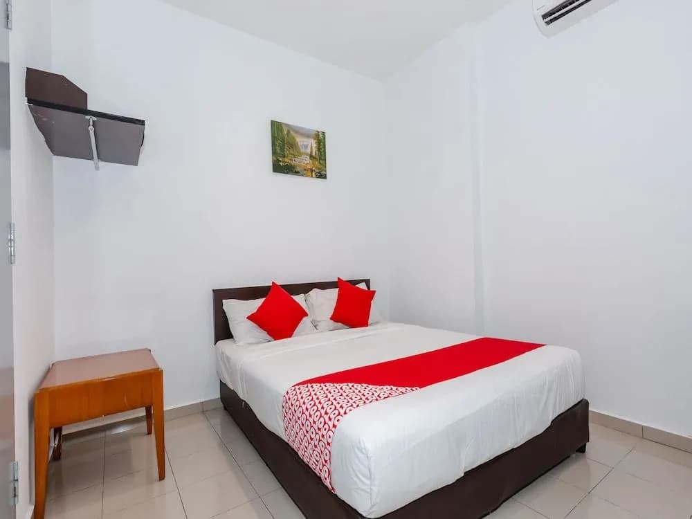 OYO 1090 Hollitel Hotel Melaka - photo 7