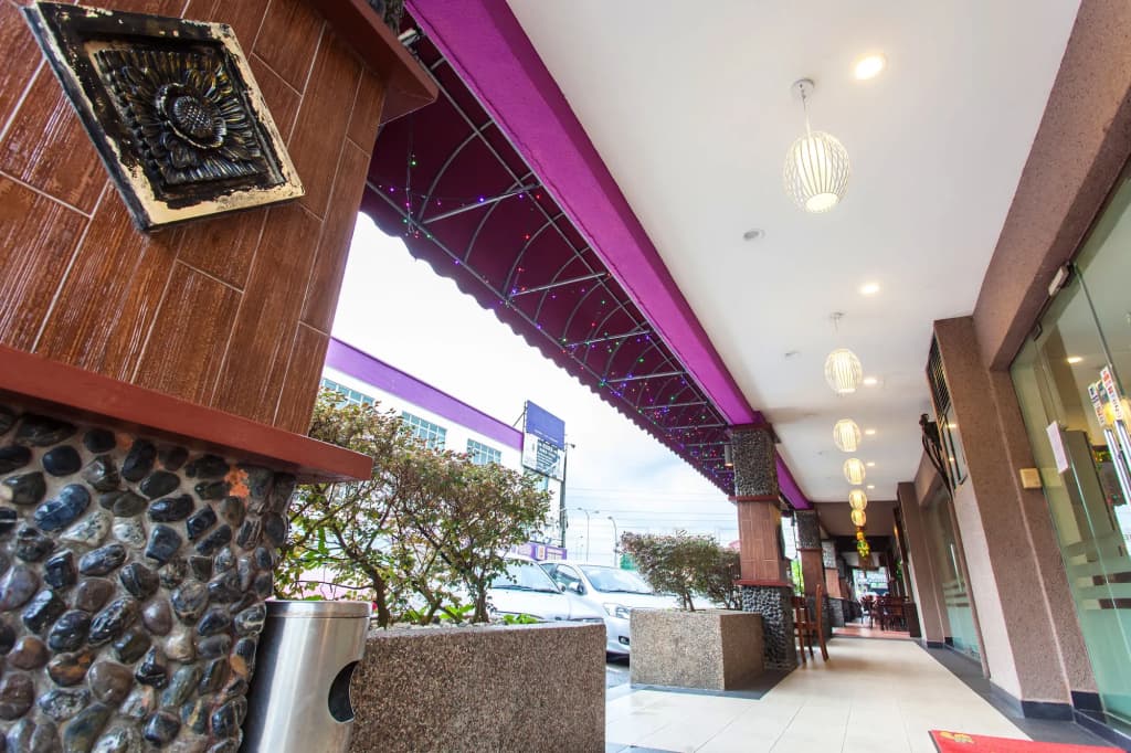 Lavender Inn Nusa Bestari - photo 11