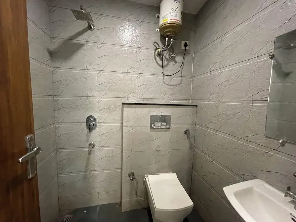Hotel Heaven  Pacific Mall Subhash Nagar - photo 34