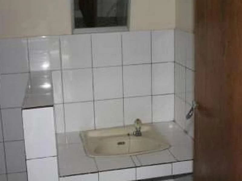 Pelangi 2 Guest House - photo 9